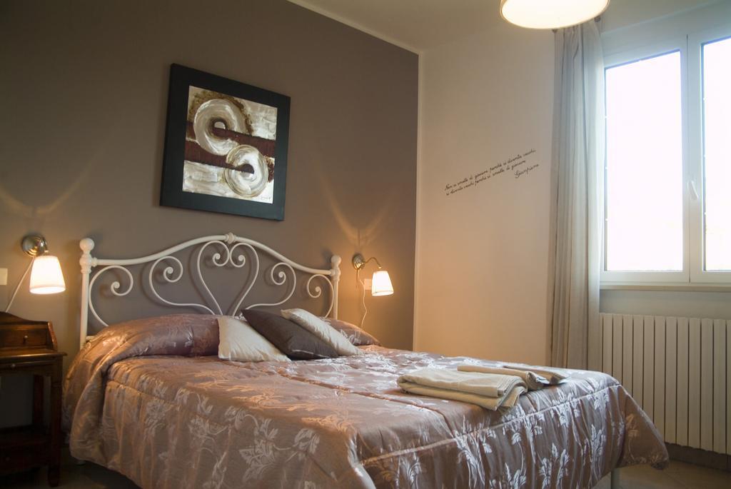 B&B A Casa Di Mael San Costanzo Room photo